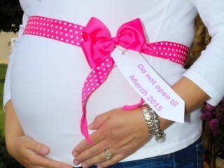 maternity portrait - mother's due date
